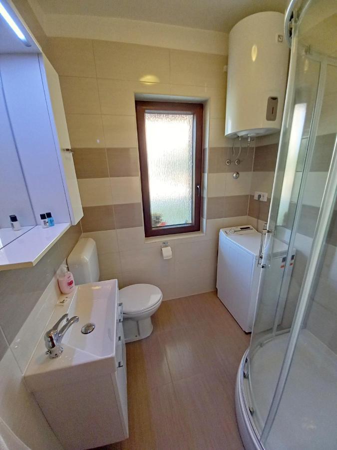 Apartments Tina & Denis Pula Zewnętrze zdjęcie